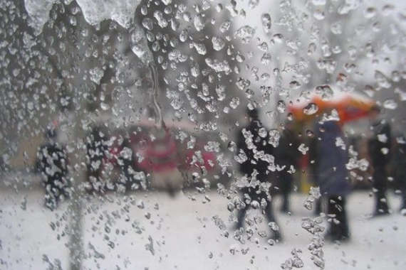 Вже під ранок 3 грудня на Закарпатті, починаючи з західних районів краю, розпочнуться опади у вигляді снігу та мокрого снігу з переходом в дощ.