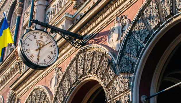 Головним викликом для макрофінансової стабільності України є повернення Приват банку Ігорю Коломойському, повідомив Нацбанк.