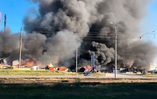 Міністерство охорони здоров’я Новосибірську повідомило про 28 осіб, які постраждали під час вибуху АЗС. Інформації стосовно загиблих немає.