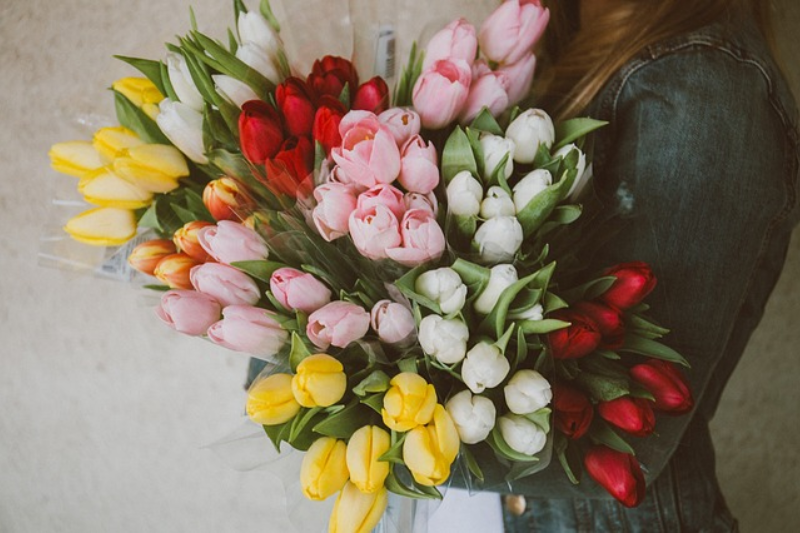 8 березня усі жінки планети відмічають Міжнародний жіночий день і в цей день зазвичай отримують від чоловіків квіти.