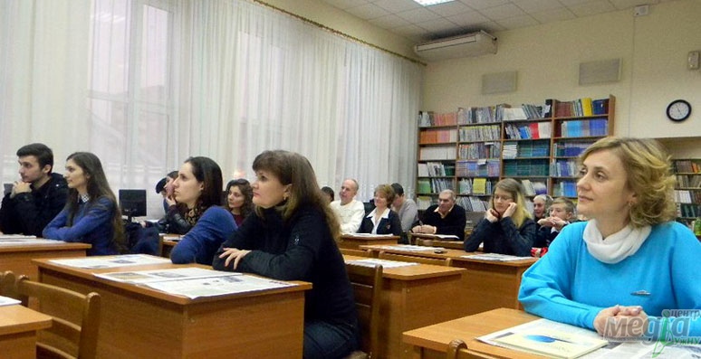 23 декабря в Закарпатской областной библиотеке состоялась презентация книги студентки УжНУ Мирославы Гараздій «За нитью Ариадны».
