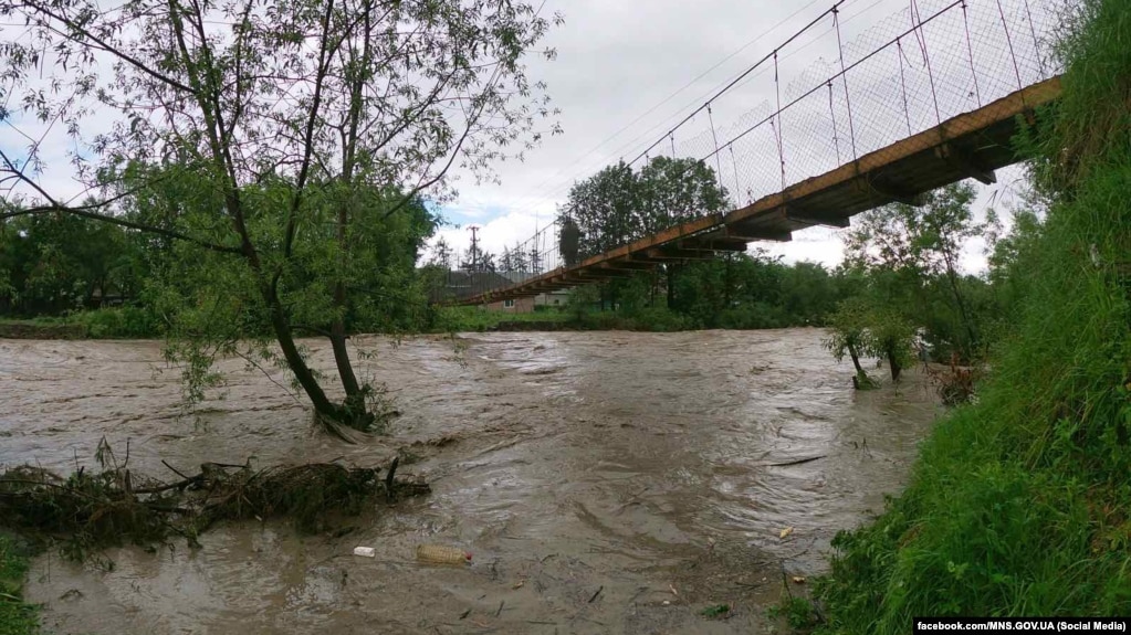 В течение дня 29 июля на большей части Закарпатской области ожидаются грозы, иногда сильные дожди, в некоторых точках града. 