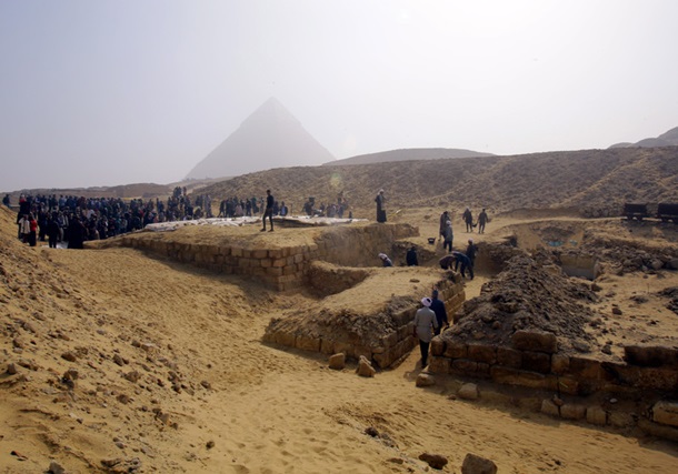 У Єгипті знайдена гробниця віком 4,4 тисячі років