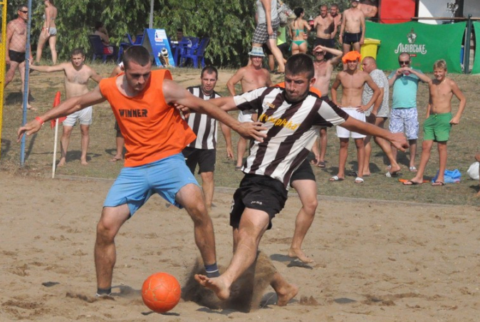 Минулої суботи відбувся розіграш Кубку Закарпатя з пляжного футболу. Традиційно команди-учасниці зійшлися на майданчику в селі Дийда, що на Берегівського району.
