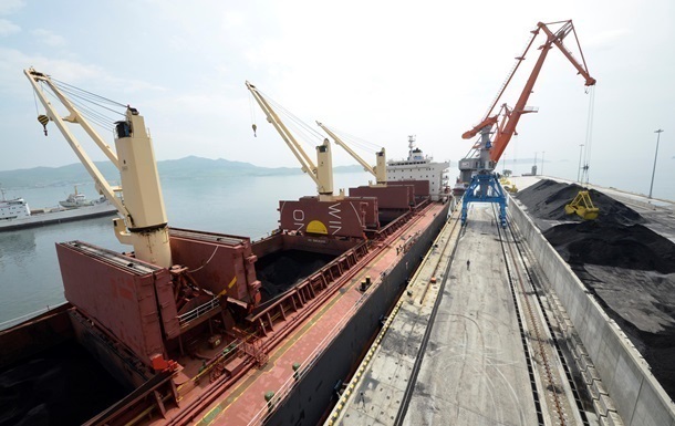 Міненерговугілля оплатило два судна вугілля з ПАР.
