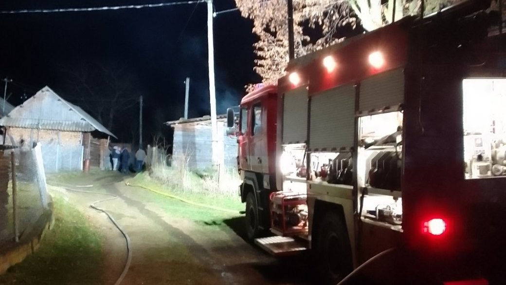 Під час пожежі 16 грудня у селищі Перегінське Івано-Франківської області загинули дві жінки. 