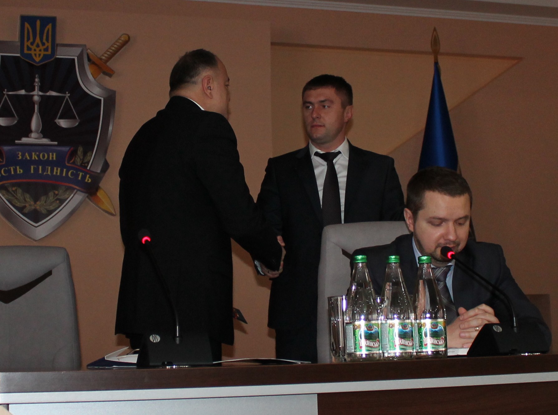 Нового заступника прокурора представили сьогодні, 26 січня, і в прокуратурі Закарпатської області. Ним став Іван Шимон.