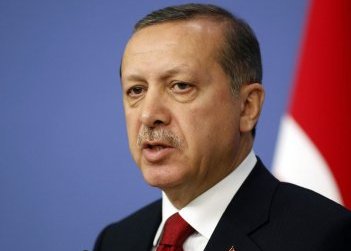 Президент Туреччини Реджеп Тайїп Еродган, роздратований візитом американської делегації  в контрольоване сирійськими курдами місто Кобане.