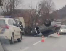 На Берегівщині сталась ДТП: легковик пер...