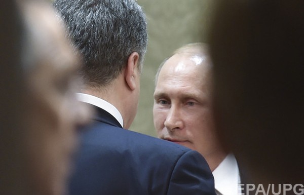 Президент України Петро Порошенко під час переговорів у Мінську 12 лютого звертався до Володимира Путіна на 