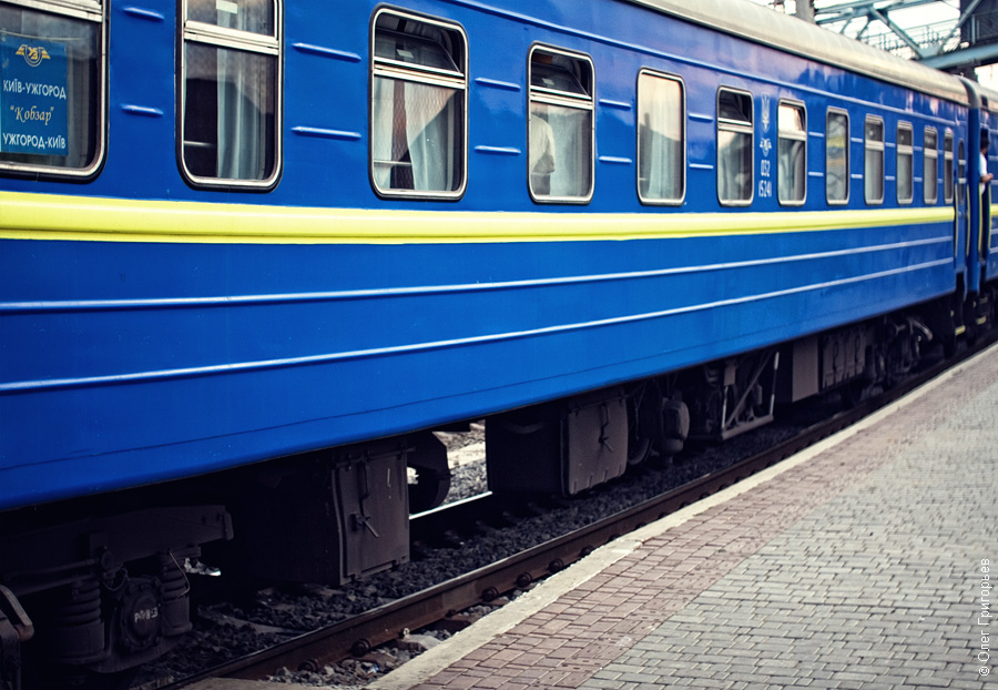 ПАТ «Укрзалізниця» призначила 7 додаткових поїздів на 47 рейсів у популярних напрямках на новорічні свята та Різдво. Зокрема, це поїзди на Південь та Захід України.