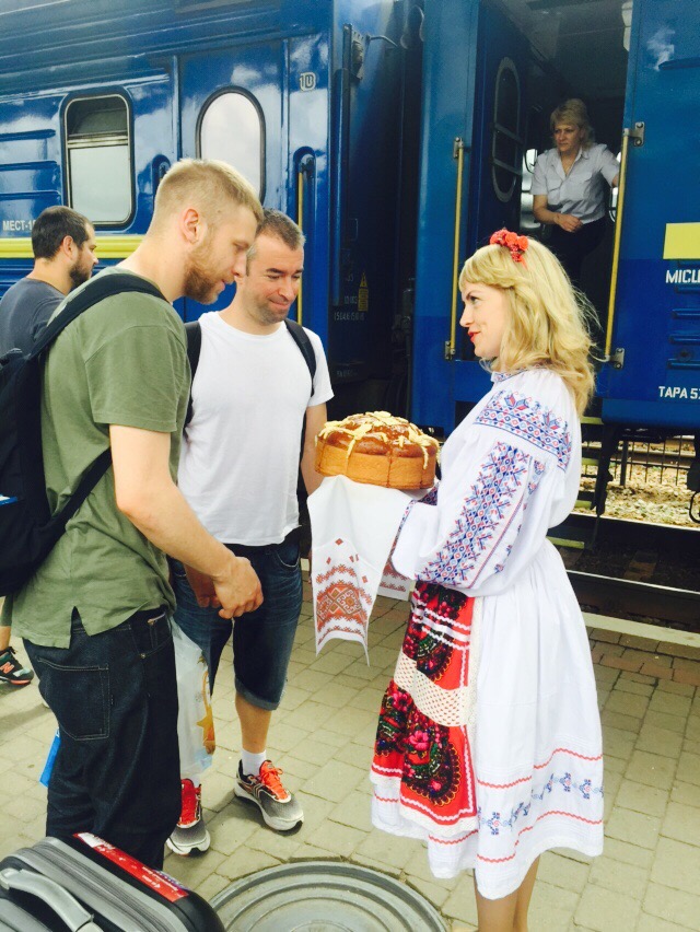 "Стыцамэн" в Ужгороде: Дорна встречали с хлебом и солью