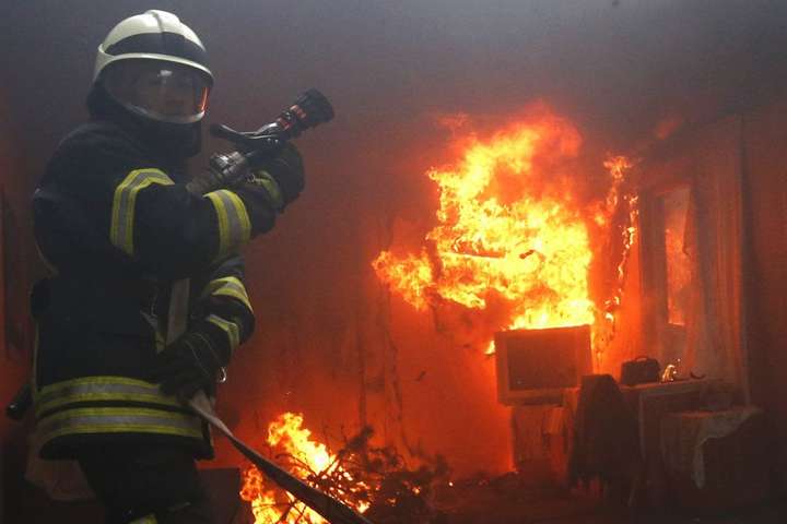 На пожежі отримав опіки 2-3 ступеня 75-80 % тіла громадянин 2002 року народження.