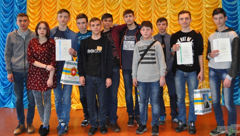 2-5 апреля в Ровно состоялся IV заключительный этап Всеукраинской олимпиады по информатике.