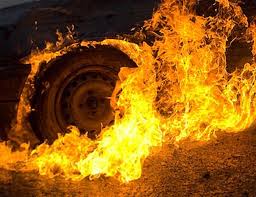 Вчора опівдні у с. Добрянське Тячівського району сталася пожежа в автомобілі ВАЗ 2107.