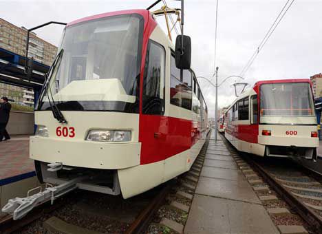 У столиці через страйк працівників КП «Київпастранс» на маршрути не вийшли трамваї трьох депо.
