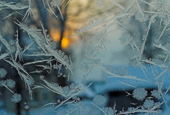 В Україні на Новий рік слід очікувати легкий мороз і густий сніг, температура повітря впаде до 4-6 градусів нижче нуля.