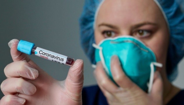 МОЗ повідомляє про два нових підтверджених випадки коронавірусу в Україні.
