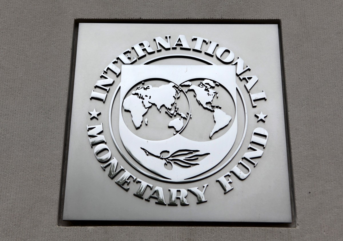 МВФ завершил Второй пересмотр программы сотрудничества с Украиной с использованием механизма расширенного финансирования, и одобрил выделение нашей стране третьего кредитного транша объемом 1 млрд долл. 