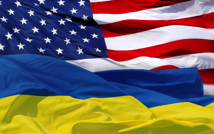 Про це віце-президент США Джо Байден повідомив у телефонній розмові з Президентом України Петром Порошенком, передає прес-служба посольства США в Україні