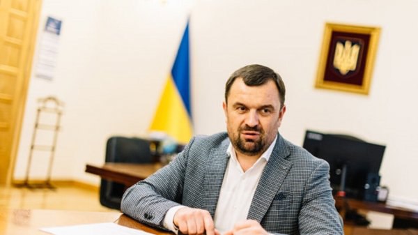 Голова Рахункової палати Валерій Пацкан написав заяву про відставку та повідомив про причини звільнення з посади.
