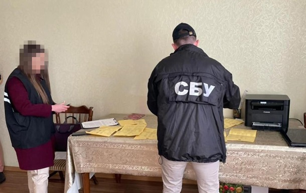 Всего злоумышленники «обслужили» более десяти тысяч человек в Киевской, Львовской и Ровенской областях.