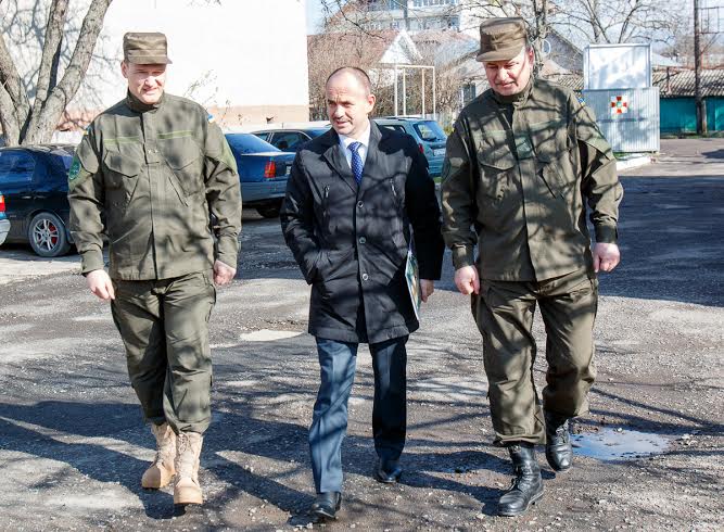 Очільник області відвідав батальйон Національної гвардії в Ужгороді