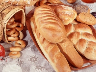 Вже цього місяця хліб може подорожчати мінімум на 14%. В цілому, за прогнозами Мінагрополітики та учасників ринку, масові сорти хліба в середньому можуть подорожчати до 9-10 і більше гривень.
