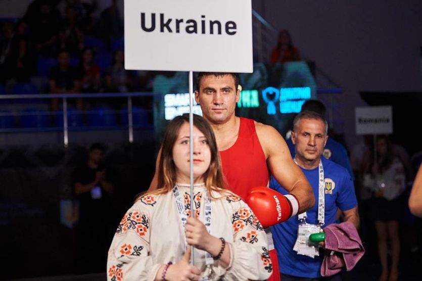 Українець Віктор Вихріст став чемпіоном Європи з боксу у найпрестижнішій суперважкій категорії