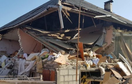 Сьогодні у с. Неліпино Свалявського району вибух газоповітряної сумуші пошкодив житловий будинок.