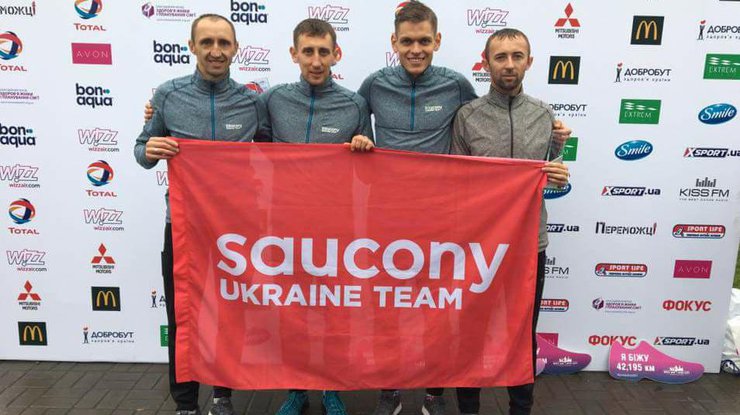 Закарпатець у складі команди виграв марафонську естафету на Wizz Air Kyiv City Marathon (