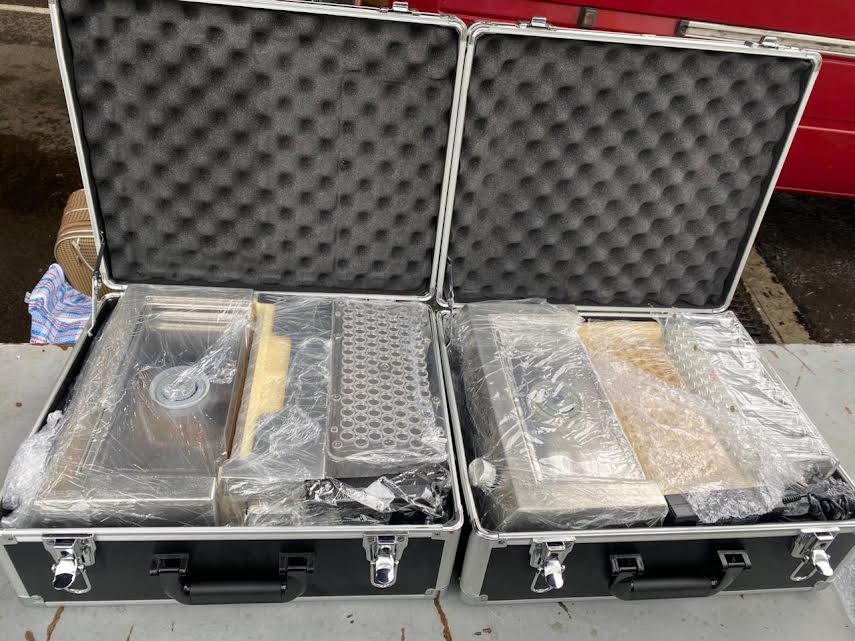 Малюнок до статті Закарпатські митники вилучили на кордоні дороговартісну техніку: йдеться про порушення на мільйони (ФОТО)%
