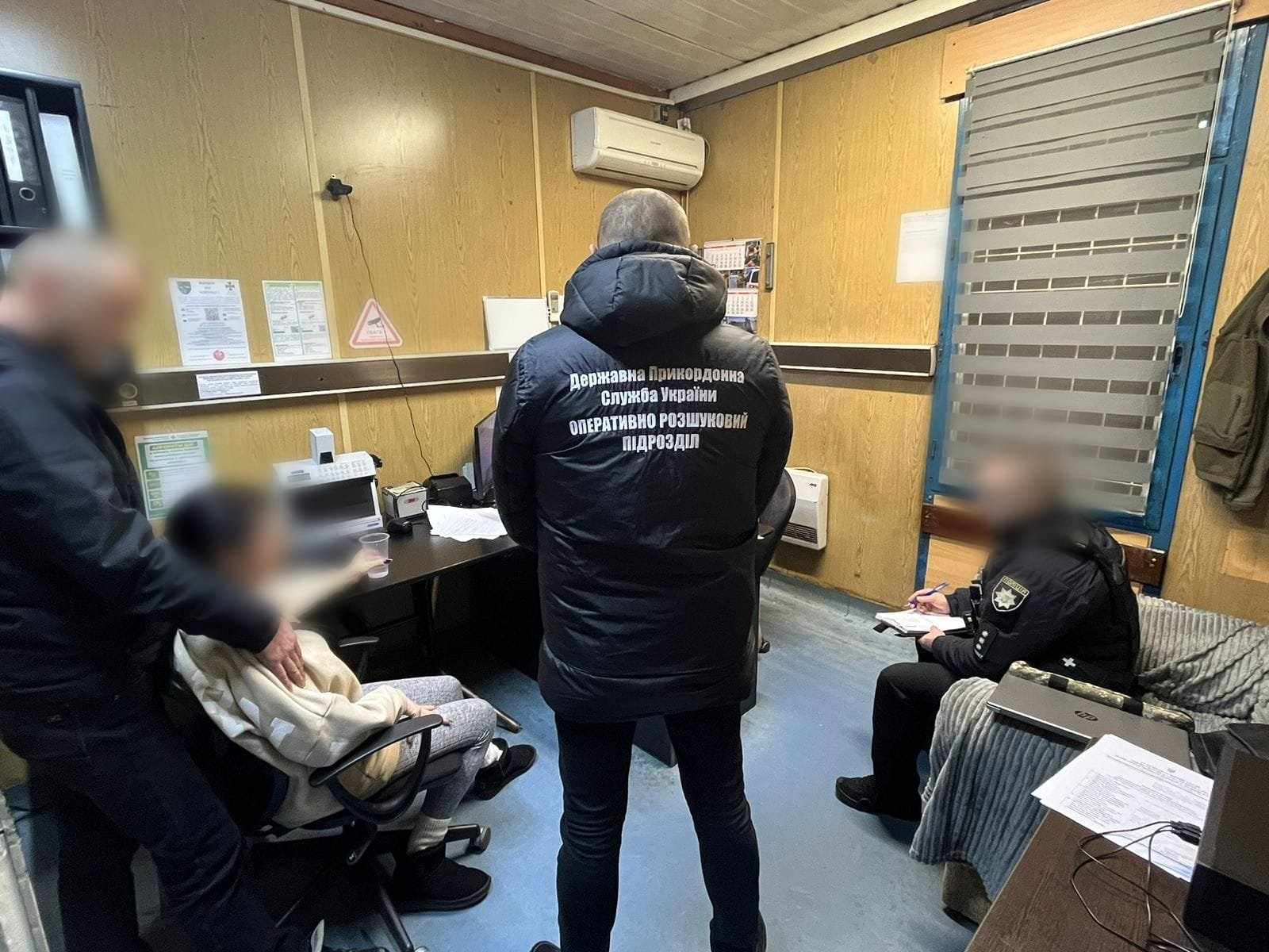 Закарпатець уклав шлюб заради втечі з України: як усе закінчилось