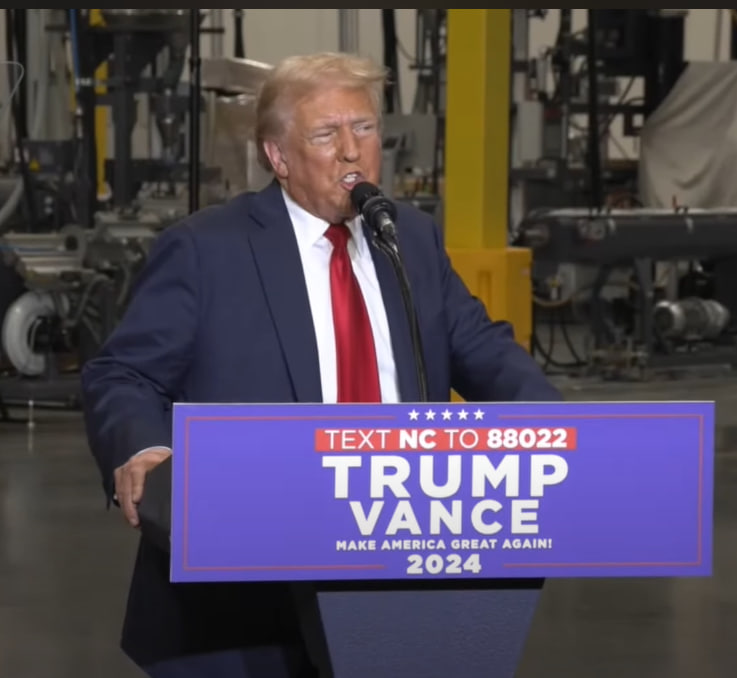 Трамп заявив, що України більше не існує: шокуючі висловлювання на мітингу