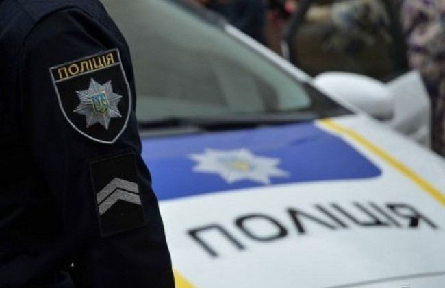 Працівники Іршавського відділення поліції розкрили грабіж у районному центрі. Слідство у справі триває.