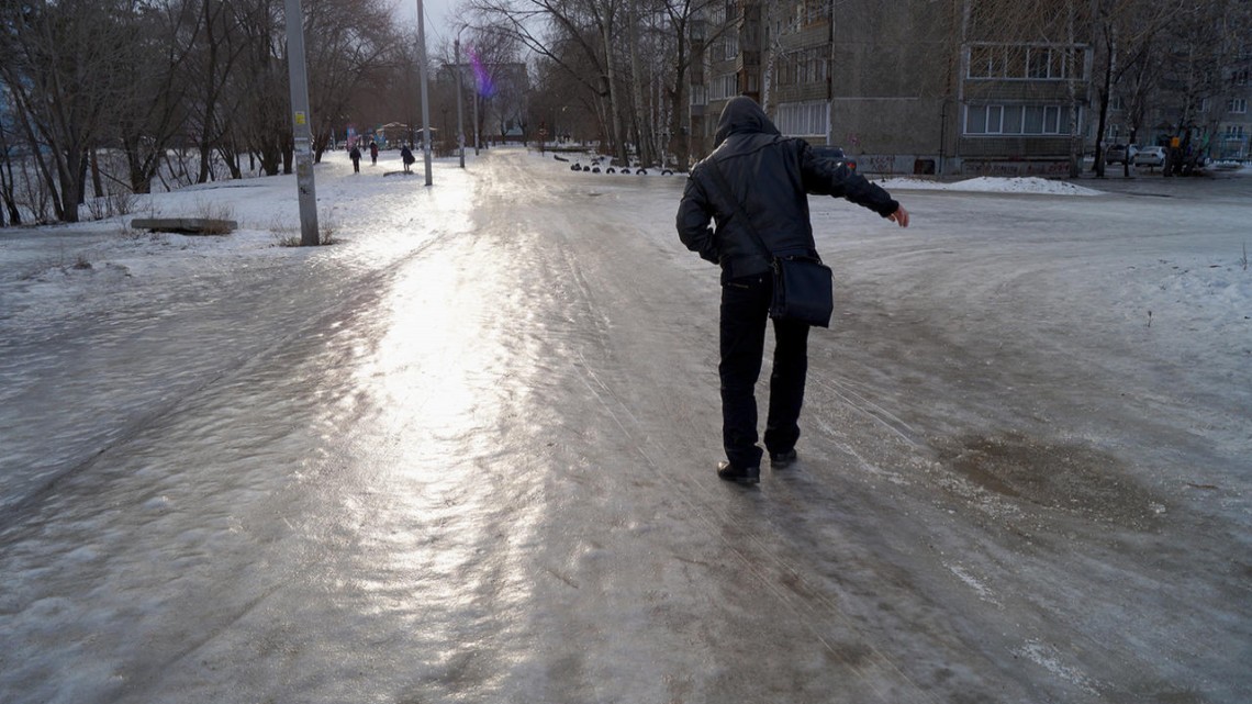 В Україні 24 січня прогнозується хмарна погода з проясненнями. Вночі у північних та більшості центральних областей можливий невеликий мокрий сніг.