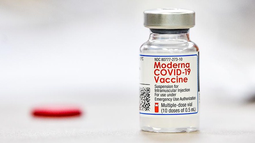 Найближчими днями Закарпаття отримає 50 тисяч доз мРНК-вакцини від COVID-19 виробництва американської компанії Moderna, яку розподілять одразу на дві дози, по 25 тисяч відповідно.