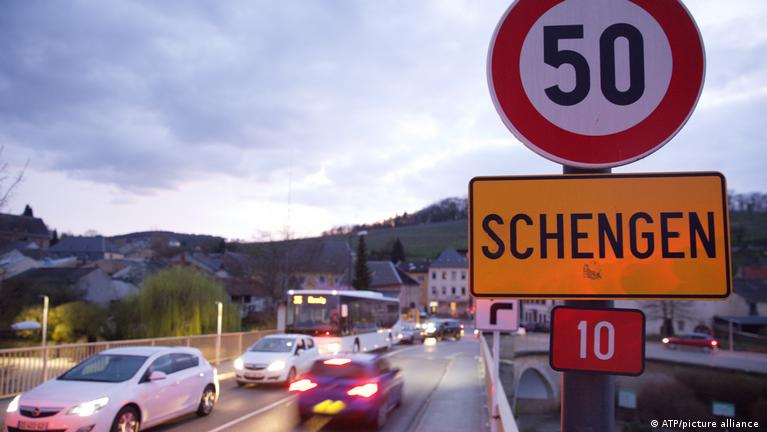 Румыния и Болгария присоединились к Шенгенской зоне 31 марта.