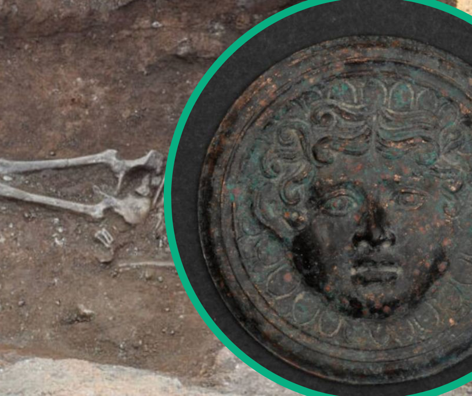 Археологи раскопали древнюю могилу: известно, какие тайны хранила находка