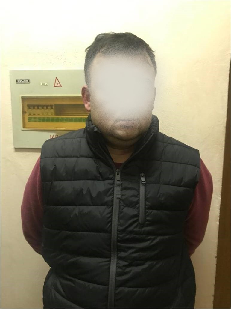 Порушника, який намагався уникнути паспортного контролю, затримали сьогодні вночі прикордонники Мукачівського загону. 