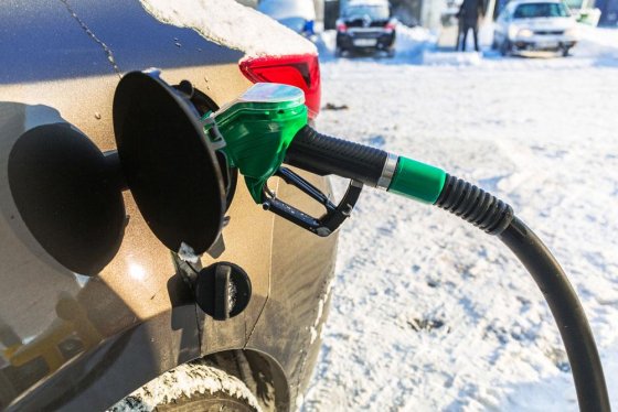 "Сюрприз" для водіїв: в Україні заборонили продаж деяких видів пального