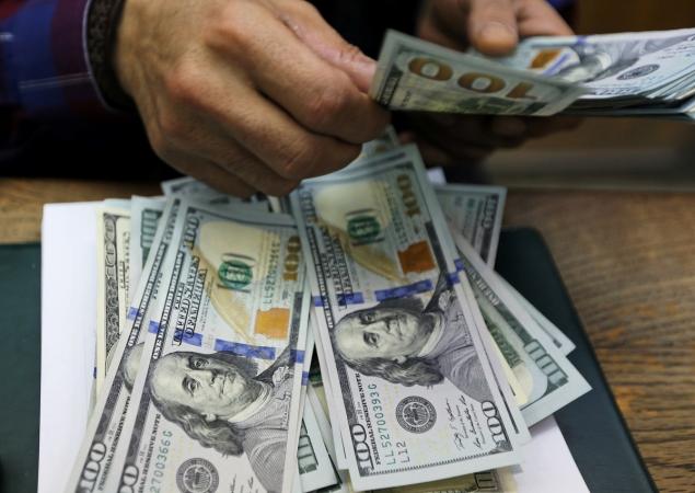 Курс валют 14 січня: що відбувається з доларом, євро та злотим у вівторок