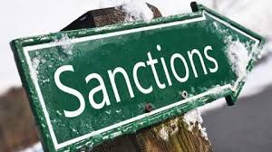 Экономика стран ЕС не страдает от антироссийских санкций, однако штрафные меры в отношении Москвы раскалывают Евросоюз и укрепляют позиции правых популистов.