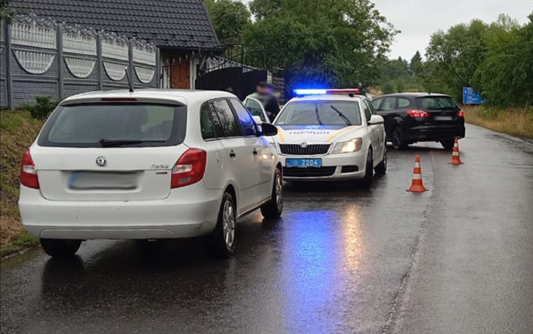 На Заході України під час ДТП постраждала 33-річна водійка Ford: деталі інциденту (ФОТО)
