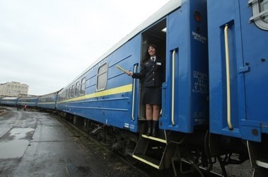 На зимові свята Укрзалізниця додала 10 поїздів та збільшила періодичність курсування 8 цілорічних поїздів.