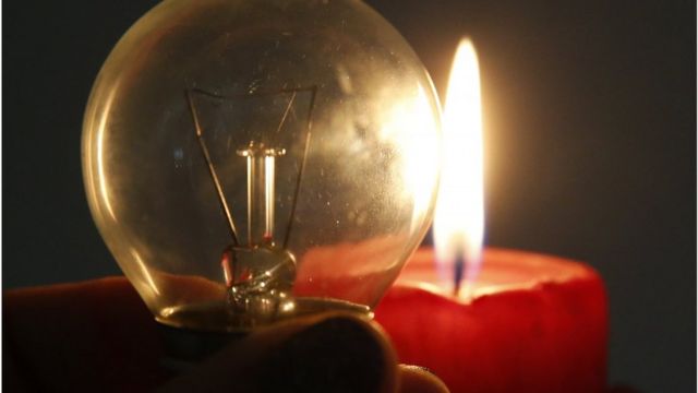 Відключення світла на Закарпатті 26 лютого: де в регіоні сидітимуть без електроенергії