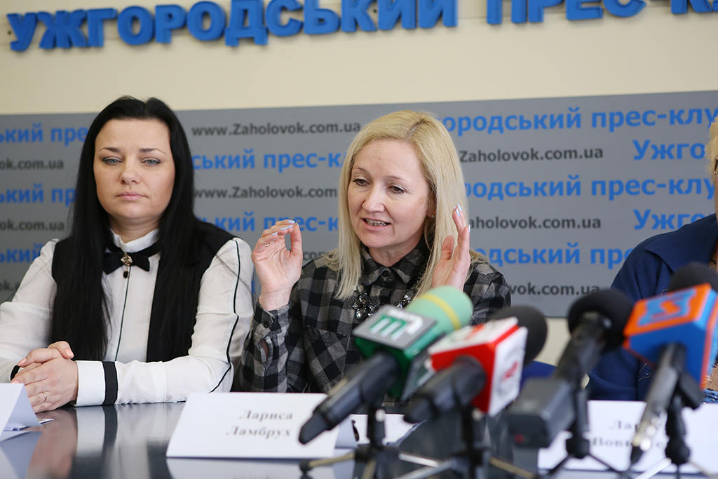 В Ужгородському прес-клубі відбулося засідання, головною темою якого стала «Менінгококова інфекція. Актуальність проблеми для ужгородців». 