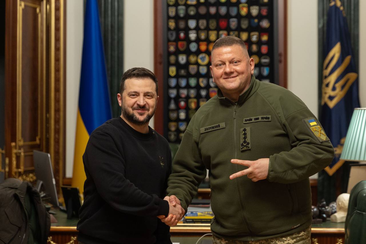 У четвер, 8 лютого, президент України Володимир Зеленський відправив у відставку головнокомандувача ЗСУ Валерія Залужного.
