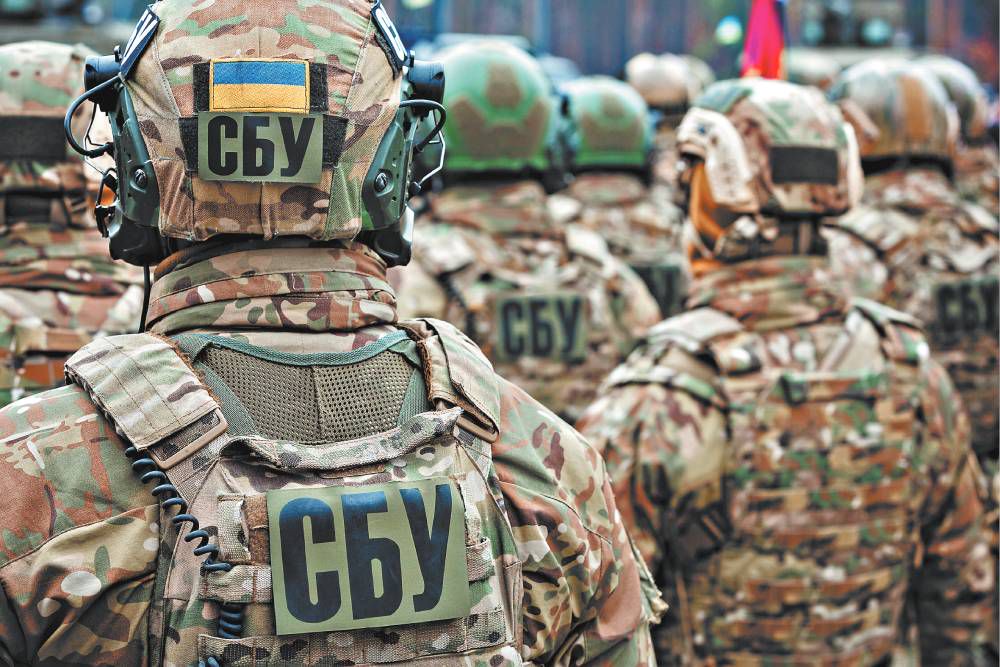 На Закарпатті оголосили заочні підозри двом колаборанткам, які працювали в окупаційній «податковій службі» Херсона
