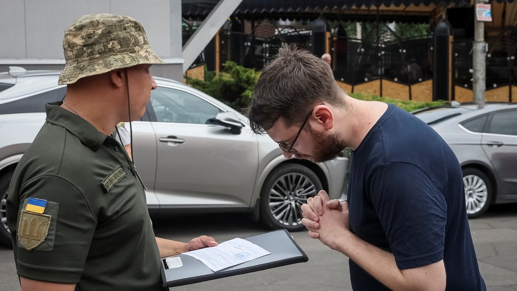 На військовий облік відтепер братимуть без ВЛК: уряд ухвалив нову постанову, що стосується всіх без винятку чоловіків від 17 до 60 років